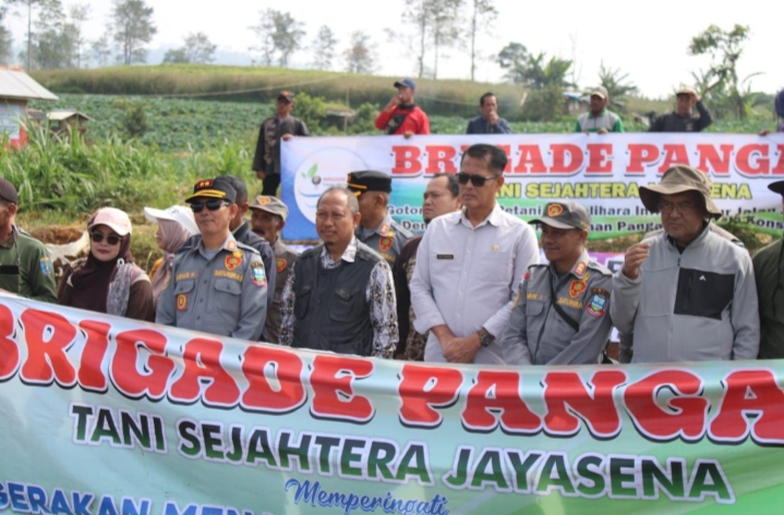 Brigade Pangan Tani Sejahtera Jayasena Gelar Penanaman Pohon