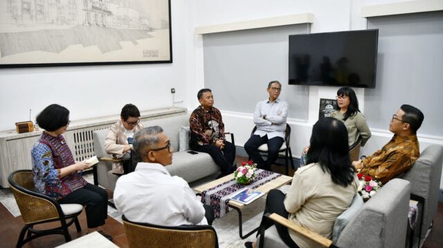 Sekda Jabar Dampingi Menlu dan Wakil Menteri PUBahas Perbaikan Gedung Merdeka dan Museum KAA
