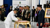 Bey Machmudin Lantik Penjabat Wali Kota Cimahi dan Bupati Subang, Perpanjang Masa Jabatan Bupati Garut