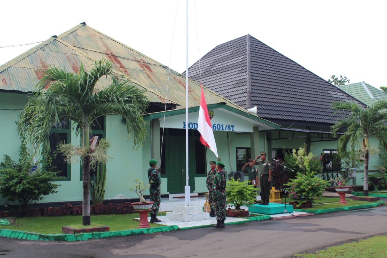 Kasdim 1601/ST Pimpin Upacara Bendera, Tekankan Profesionalisme dan Integritas Prajurit TNI,