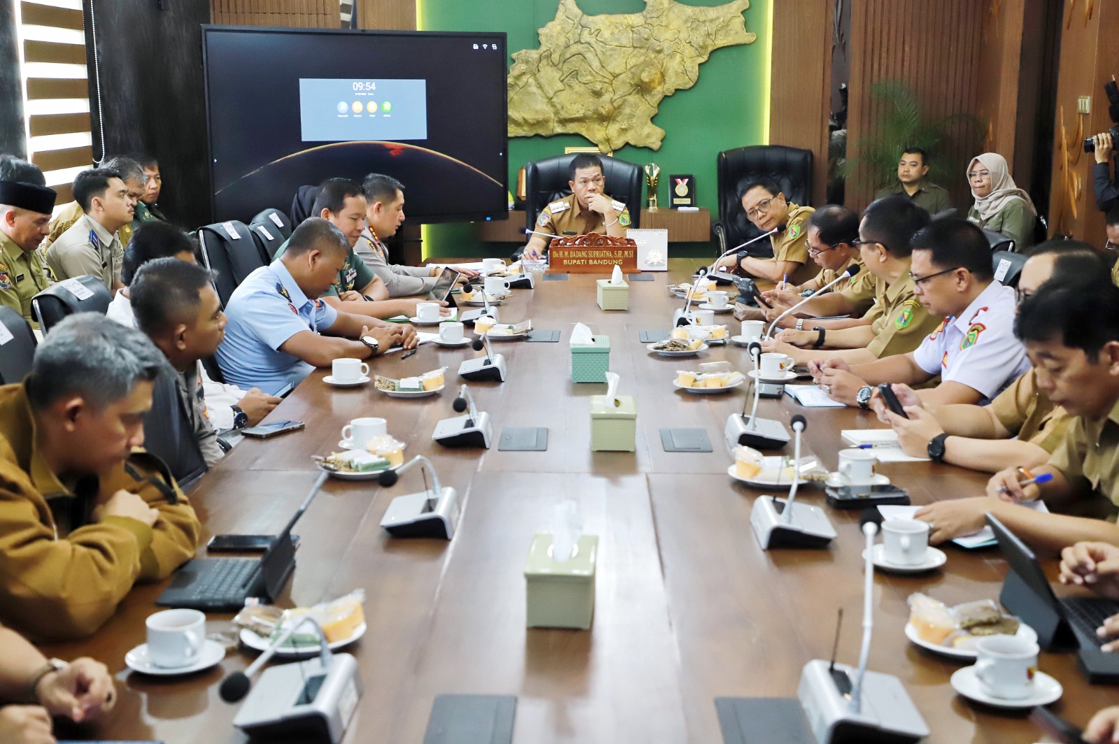 Bupati Bandung Terbitkan SK Satgas Pengendalian Penataan Ruang dan Perizinan