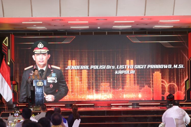 Beri Jaminan Perlindungan Kaum Buruh Kapolri Resmikan Desk Ketenagakerjaan