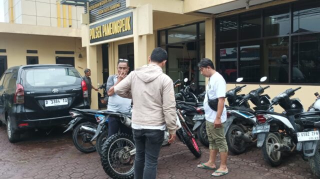 Meresahkan Masyarakat 10 Orang Debt Collector di Amankan di Polsek Pameungpeuk