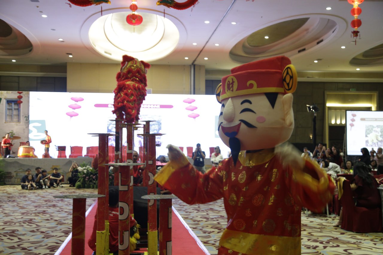 'The Old Town Market' Meriahkan Imlek dengan Barongsai Hingga Hidangan Khas