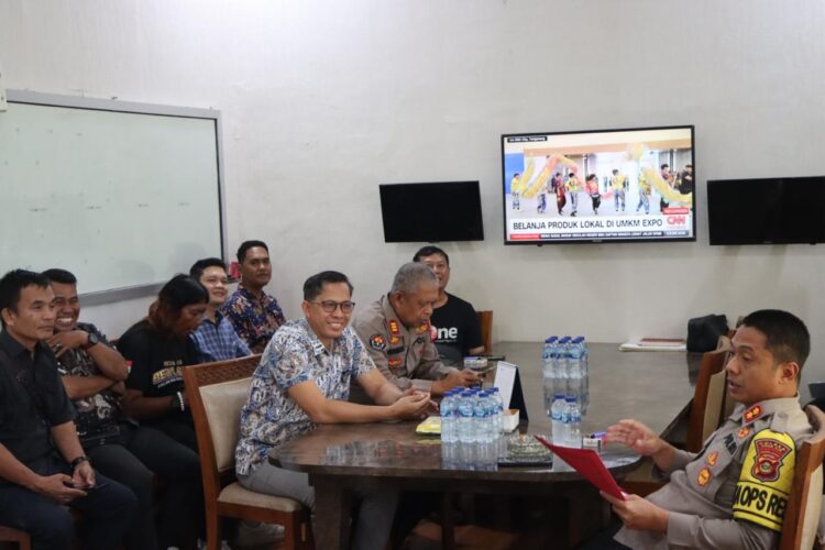 Kapolres Ogan Ilir Polda Sumsel AKBP Bagus Suryo Wibowo, S.I.K Terima Audiensi DPW PWDPI Prov. Sumsel Kapolres Ogan Ilir Polda Sumsel AKBP Bagus Suryo Wibowo, S.I.K Terima Audiensi DPW PWDPI Prov. Sumsel