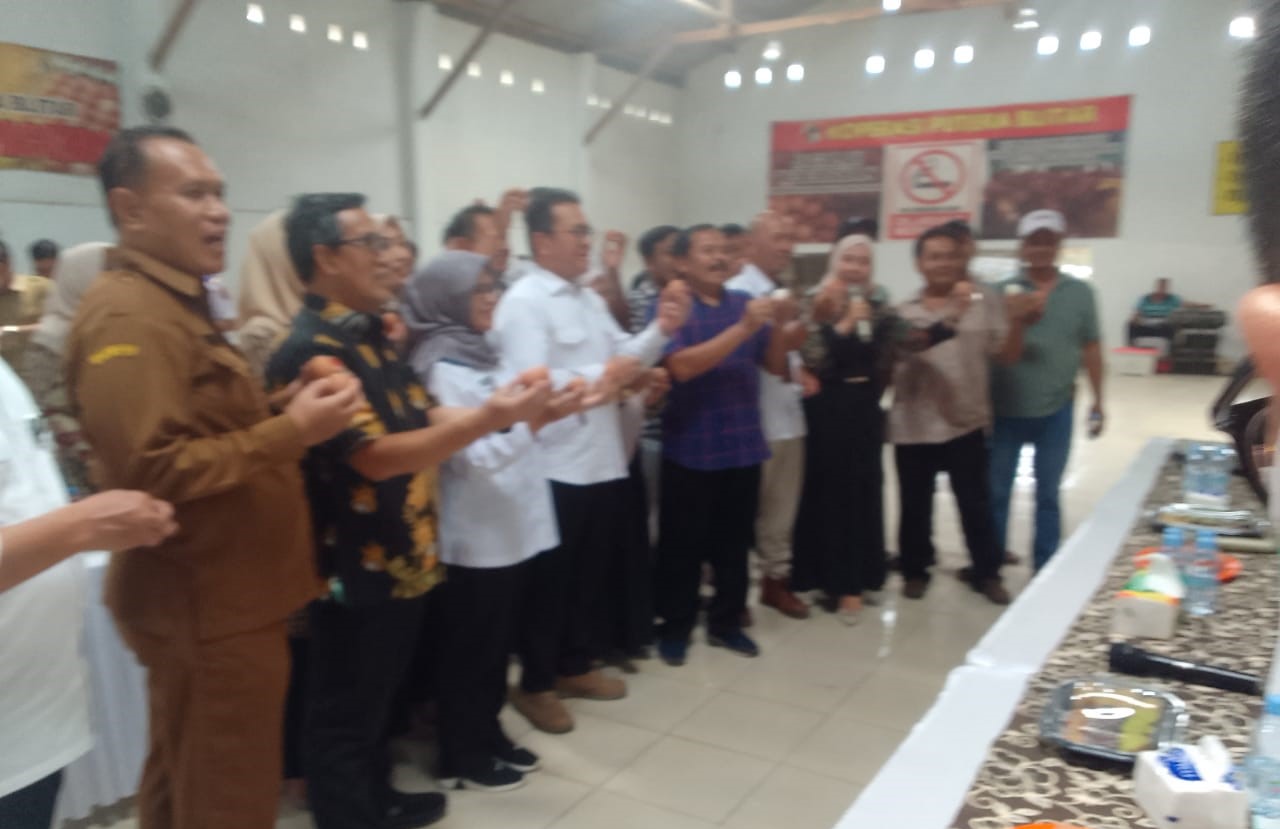 Kunjungan Menteri Perdagangan Republik Indonesia, Budi Santoso, ke Koperasi Putra Blitar
