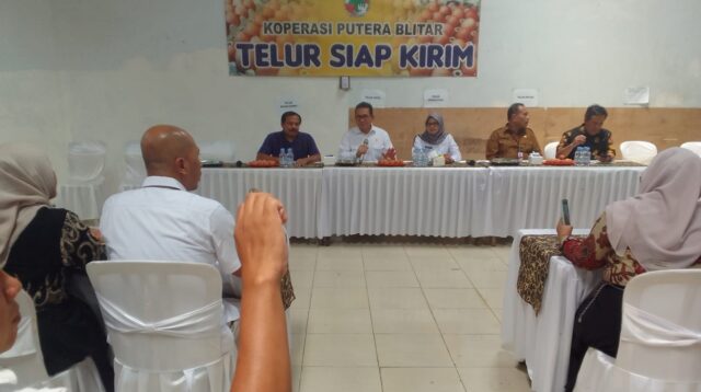 Kunjungan Menteri Perdagangan Republik Indonesia, Budi Santoso, ke Koperasi Putra Blitar