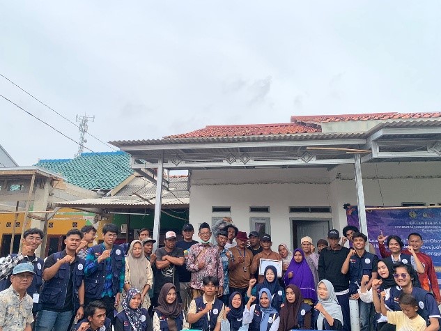 Jejak Lubang Misterius di Desa Lenggahjaya, Ternyata Mahasiswa KKN UNSIKA yang Melakukannya!!!