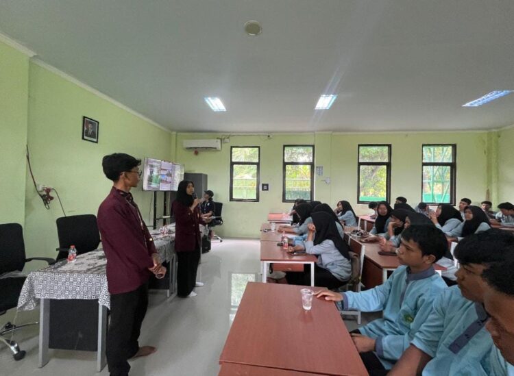 KKN UNSIKA LENGGAHJAYA Gelar Sosialisasi di MAN 3 Bekasi: Kenali Potensi Diri untuk Memilih Jurusan Dengan Pasti KKN UNSIKA LENGGAHJAYA Gelar Sosialisasi di MAN 3 Bekasi: Kenali Potensi Diri untuk Memilih Jurusan Dengan Pasti
