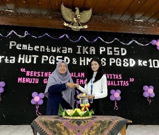 HUT HMPS dan Prodi PGSD Unisri Surakarta ke-10