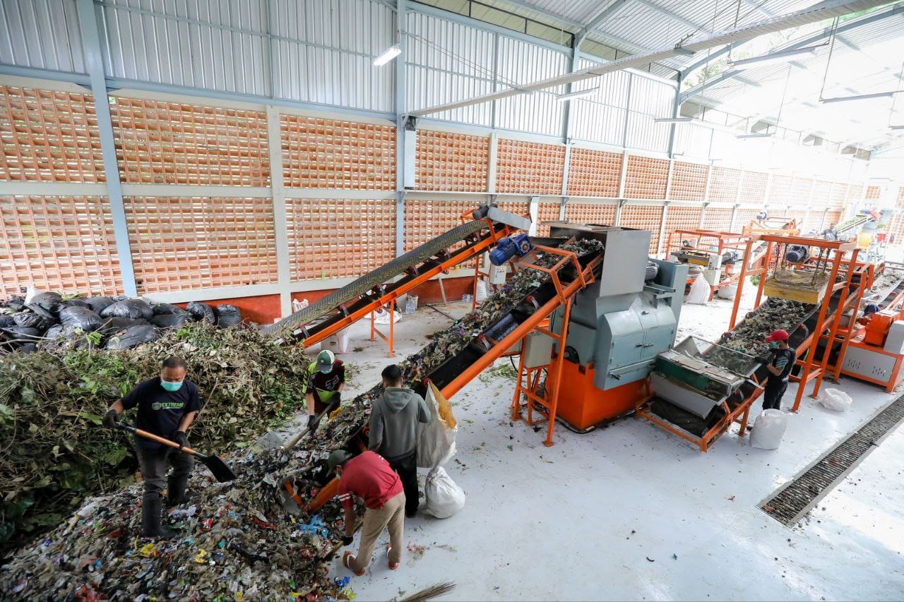TPST Tegallega Ubah Sampah Jadi Bahan Bakar Industri Semen