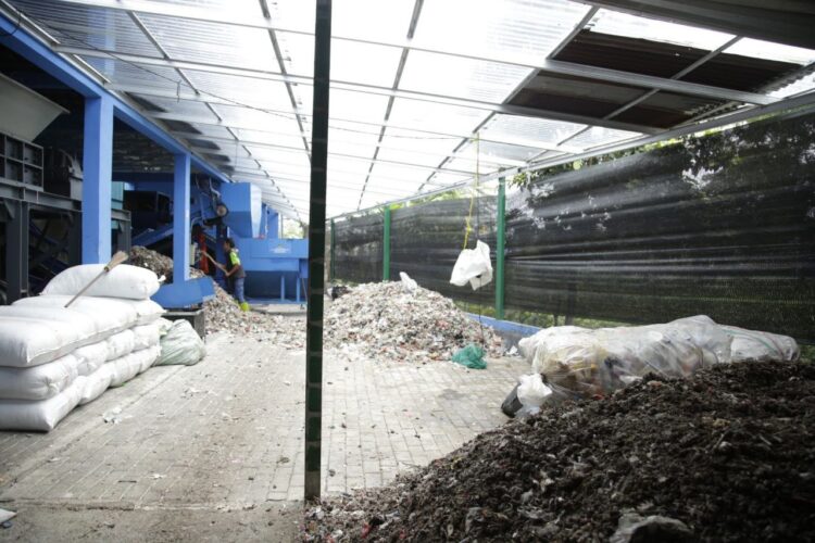 TPST Batununggal: Inovasi Pengolahan Sampah Jadi Kompos dan Energi Alternatif