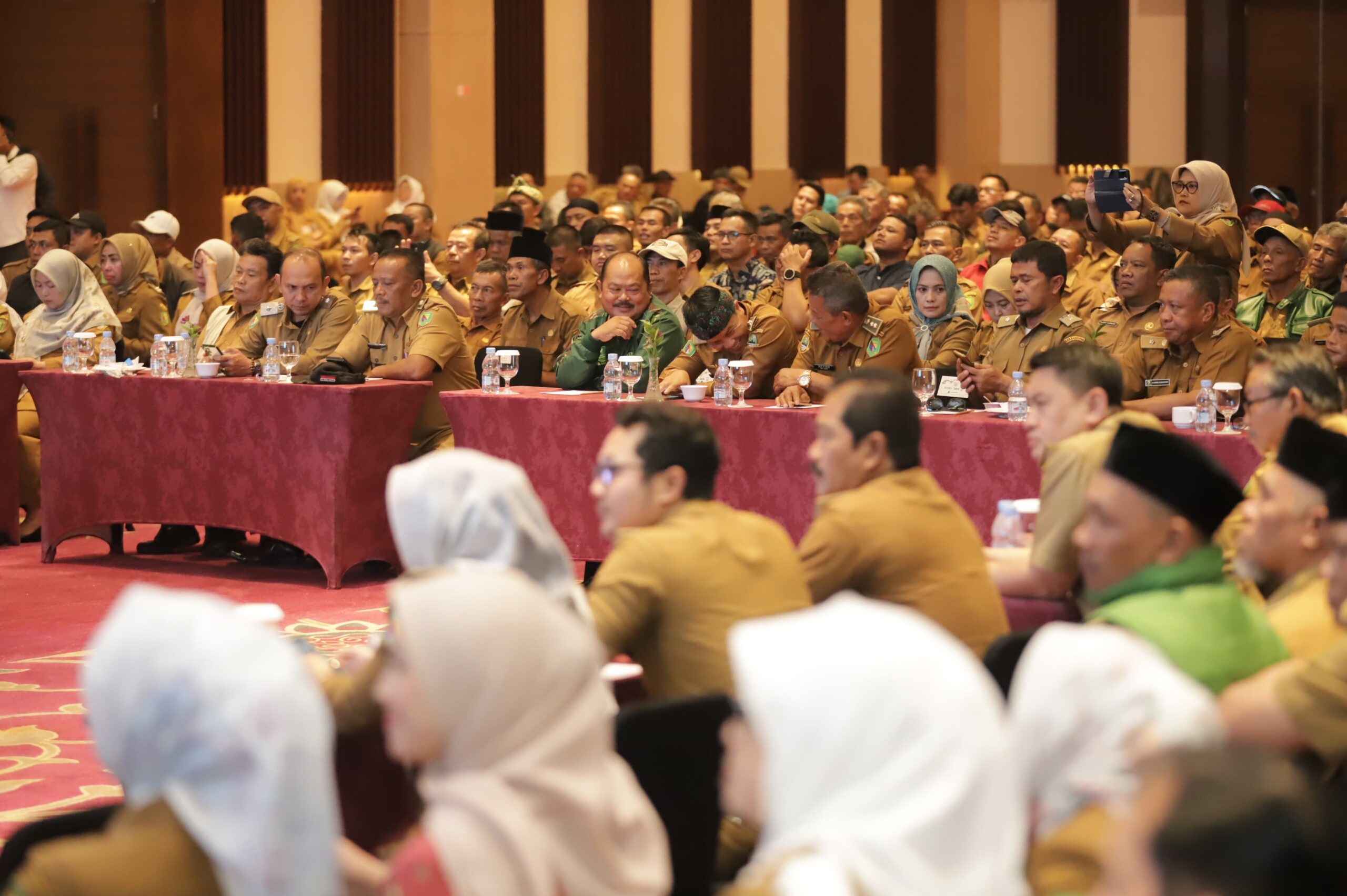 Bupati Bandung Alokasikan Rp 1 Triliun untuk Bantuan Keuangan Desa 2025