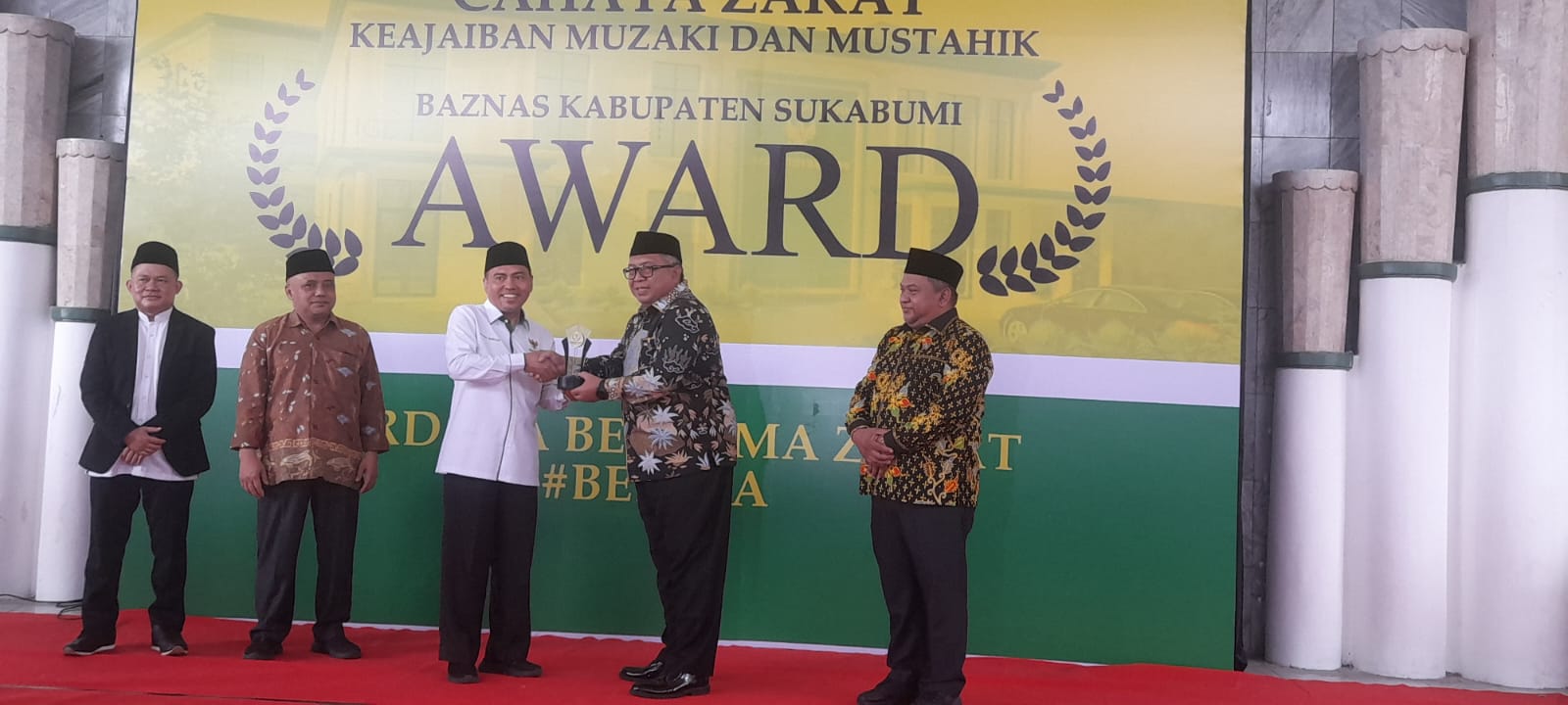 Award Program BEBEZA, Cahaya Zakat Keajaiban Mustahik dan Muzakki Baznas Kabupaten Sukabumi