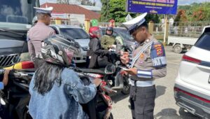 Polres Sumba Barat Melaksanakan Operasi Keselamatan Turangga 2025