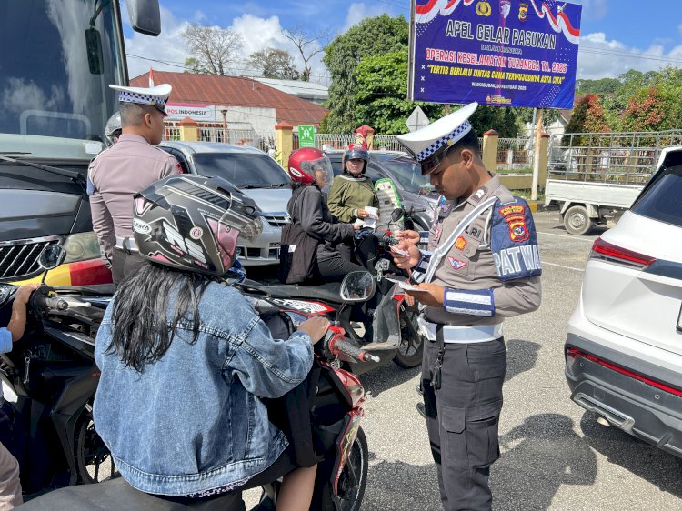 Polres Sumba Barat Melaksanakan Operasi Keselamatan Turangga 2025