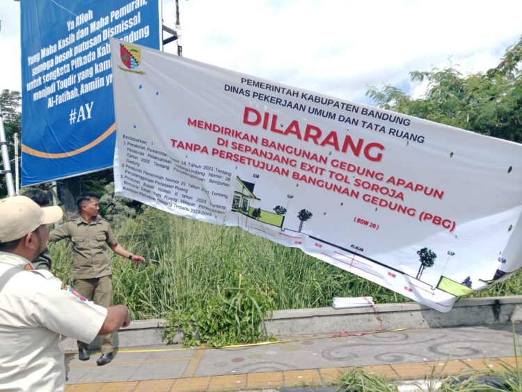 Pemkab Bandung Larang Pendirian Bangunan Tanpa Izin di Sepanjang Exit Tol Soreang