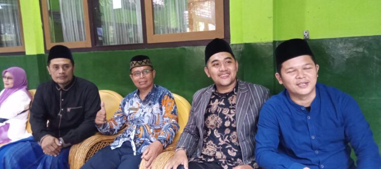 Cahaya Kehidupan Dunia Dan Akhirat Dalam Tema Memperingati Isra Mi'raj SD Negri Cipanas Kota Sukabumi