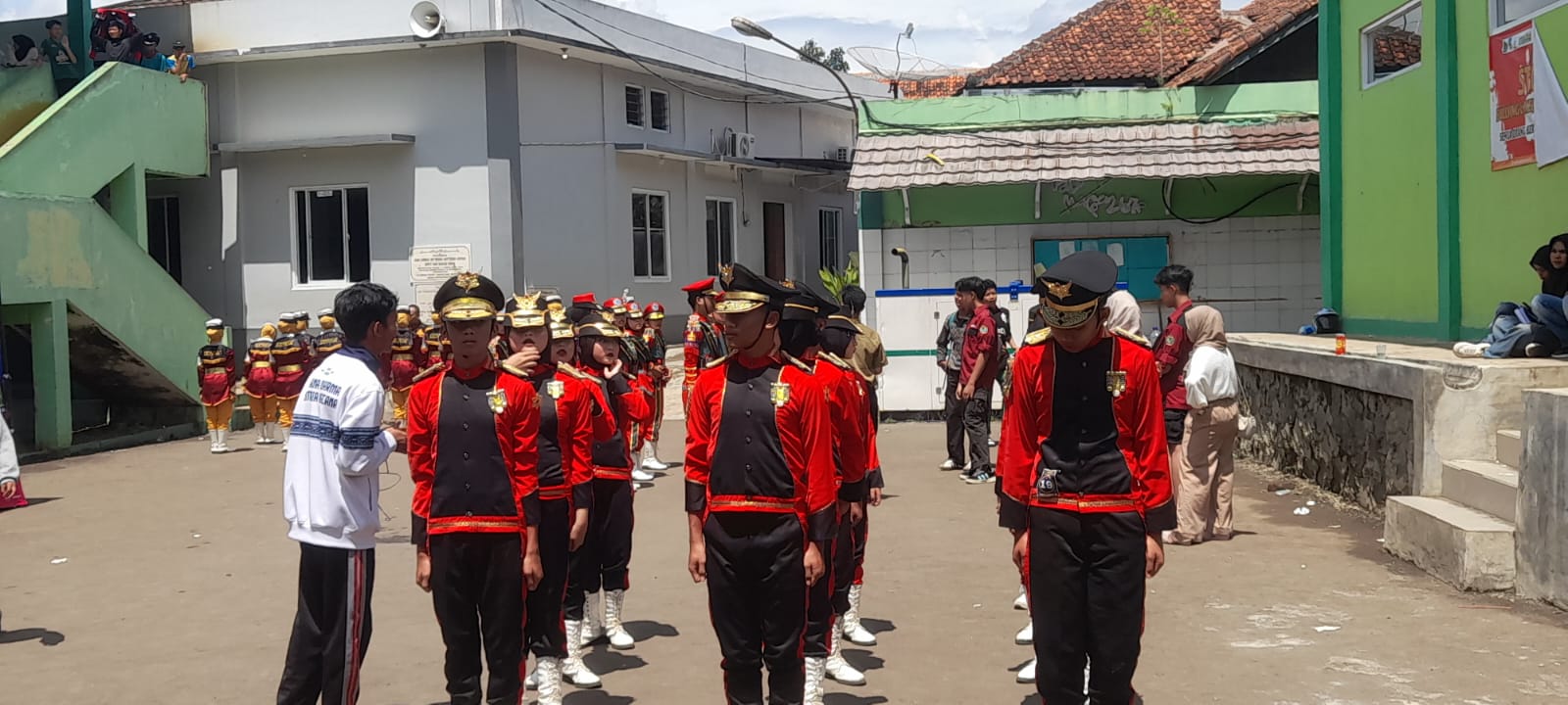 Sekolah MAN 2 Kota Sukabumi Gelar Lomba LKBB Paskibra Jabar Open 2025 Dengan Tema The Next Shooting Star