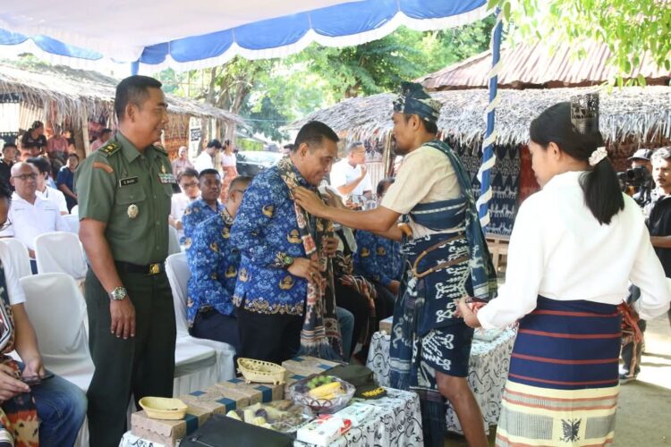 Kasdim 1601/Sumba Timur Hadiri Opening Ceremony Relawan Bakti BUMN Batch VII