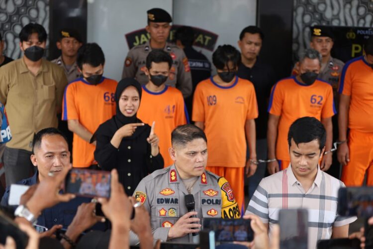 Polres Karawang Ungkap Kasus Tindak Pidana Penipuan Sepeda Motor