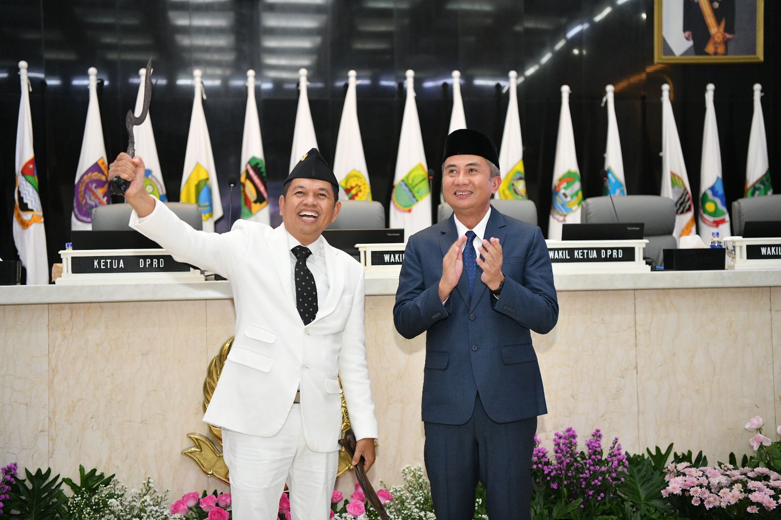 Bey Machmudin Sampaikan Perpisahan di Rapat Paripurna DPRD Jabar