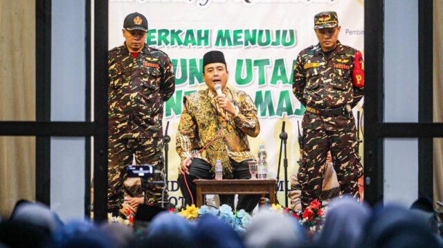 Wakil Wali Kota Bandung, Kang Erwin, Ajak Jemaah Sambut Ramadan dengan Persiapan Matang