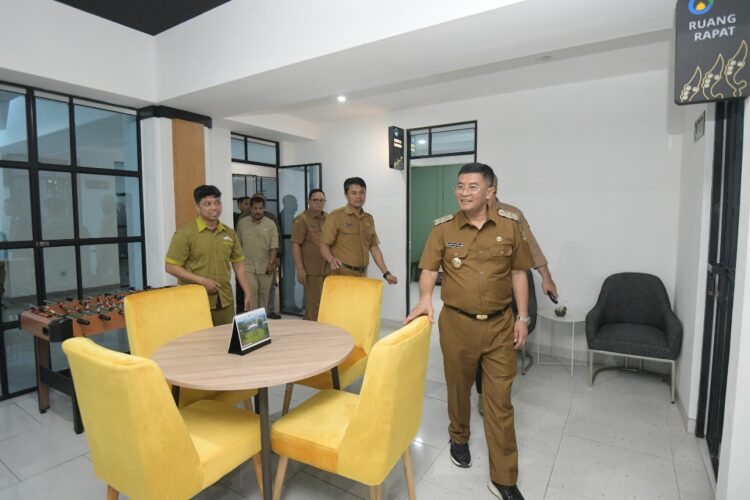 Erwan Setiawan Perkenalkan Diri dan Berikan Semangat kepada ASN di Lingkungan Pemda Jabar,