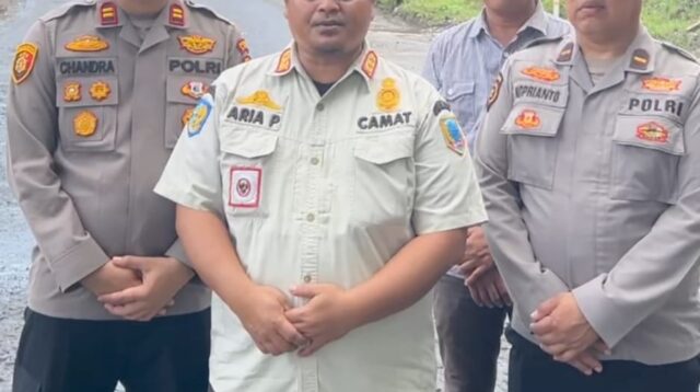 Banyaknya Lubang Di Jalan Aria Pulun.SE Himbau Pengguna Jalan