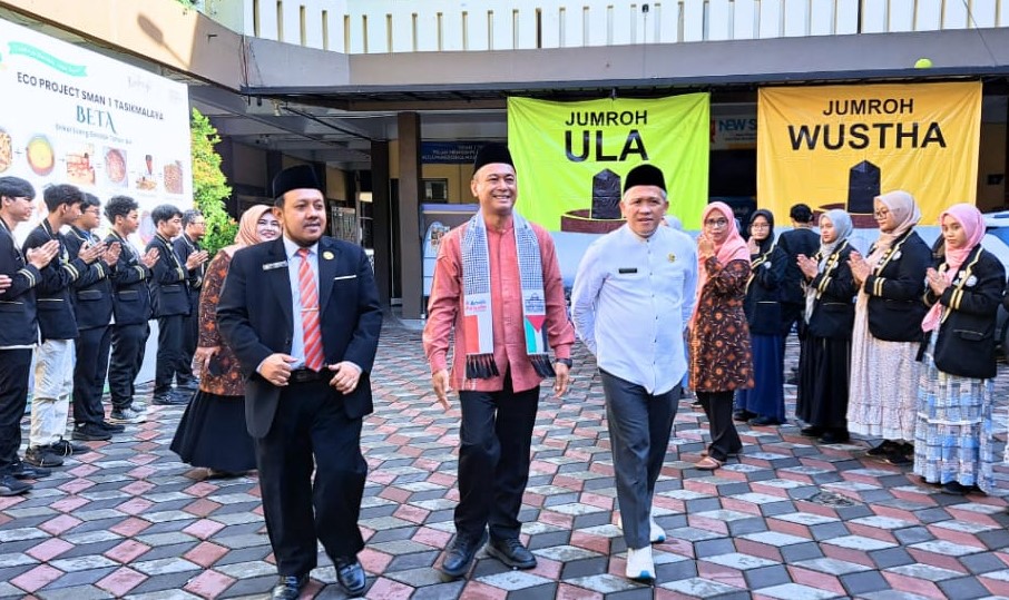 Sekda Kota Tasikmalaya Hadiri Kegiatan Smart Tren Ramadhan 2025 di SMAN 1 Tasikmalaya