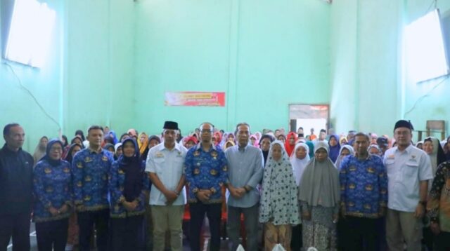 Wali Kota Tasikmalaya Serahkan 175 Paket Sembako kepada Kaum Dhuafa Melalui Program Mayasari Peduli