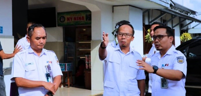 Viman-Diky Bersama PT KAI Bahas Penataan Stasiun Tasikmalaya