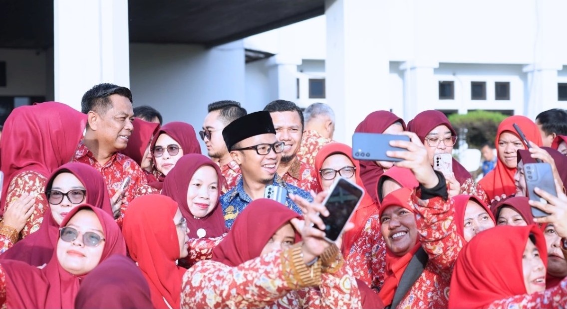 Apel Pagi dan Peringatan Hari Persatuan Perawat Nasional Indonesia (PPNI) Ke-51 di Kota Tasikmalaya