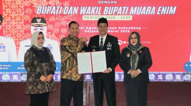 Serah Terima Jabatan, Bupati dan Wakil Bupati Muara Enim, Begini Sambutan Henky Putrawan