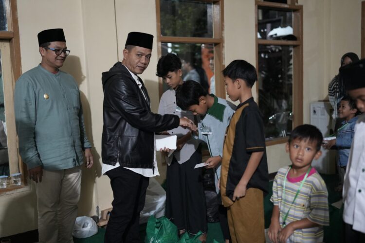 IMG-20250310-WA0028 Bupati/Wakil Bupati Bandung Tarling di Masjid Jami Attohiriyah Cikancung