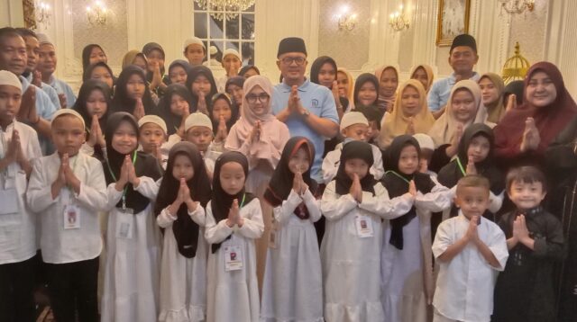 H. Deden Mulyana Santuni Puluhan Anak Yatim di Ramadhan Penuh Berkah
