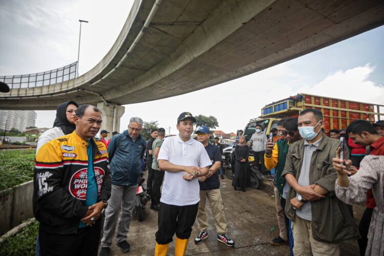 Wakil Wali Kota Erwin: Tumpukan Sampah di Flyover Ciroyom Akan Segera Diperbaiki,