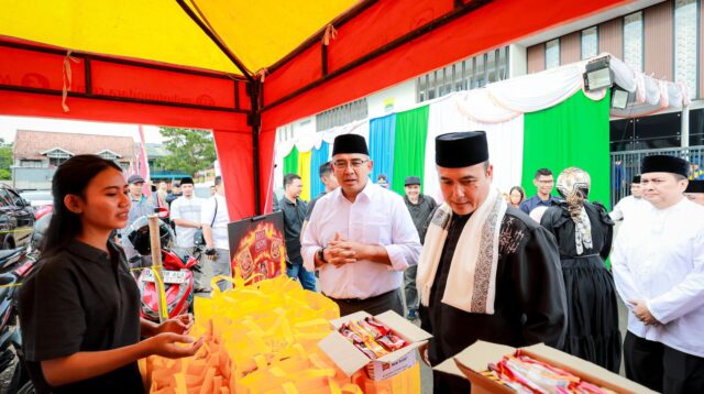 Semarak Ramadan Bandung Utama, Farhan-Erwin Sapa Kecamatan Kiaracondong