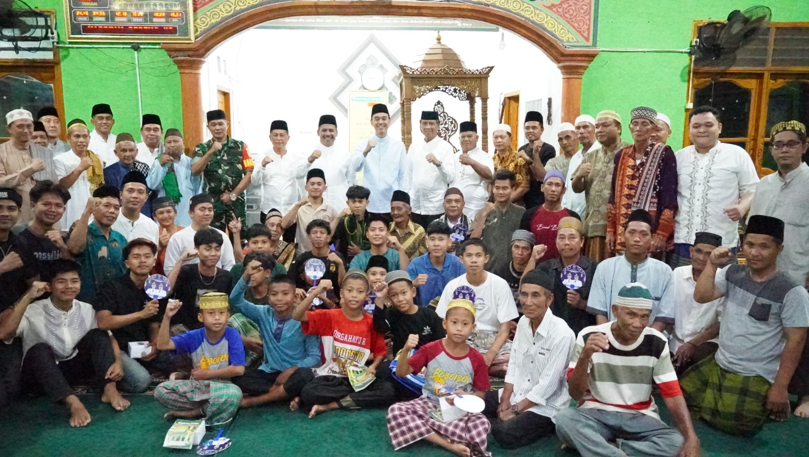 Safari Ramadan, H. Muchendi Silaturahmi dan Serap Aspirasi Warga