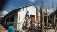 Satgas TMMD 123 Kodim 1601/Sumba Timur Cor Tiang Pondasi Teras GKS Hanggoru