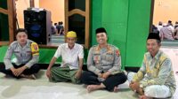 Kapolres Sumba Barat di Dampingi Kasat Binmas Shalat Tarawih Berjamaah di Masjid Baiturrahman Waibakul