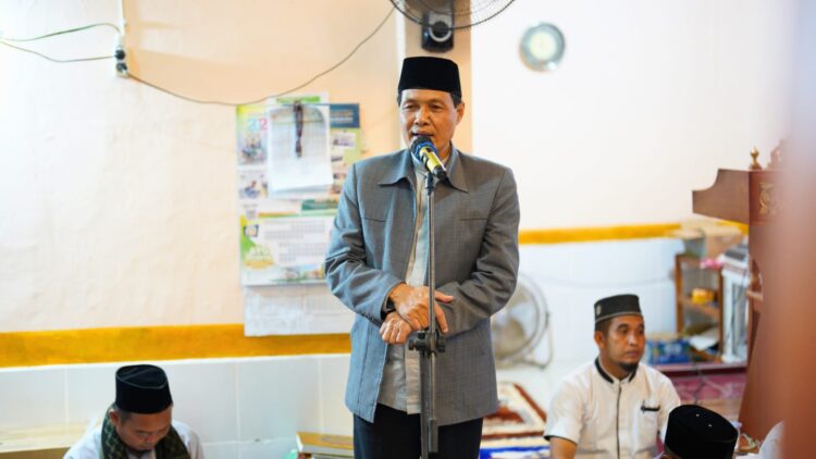 Safari Ramadhan Ke Desa Betung, Bupati Ajak Masyarakat Tingkatan Ibadah Serta Senantiasa Menjaga Silaturahmi Safari Ramadhan Ke Desa Betung, Bupati Ajak Masyarakat Tingkatan Ibadah Serta Senantiasa Menjaga Silaturahmi