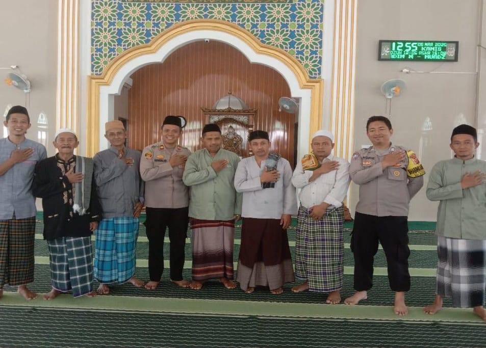 Kapolsek Kotabaru Laksanakan Safari Ramadhan Bersama Tokoh Masyarakat Desa Pucung Kapolsek Kotabaru Laksanakan Safari Ramadhan Bersama Tokoh Masyarakat Desa Pucung