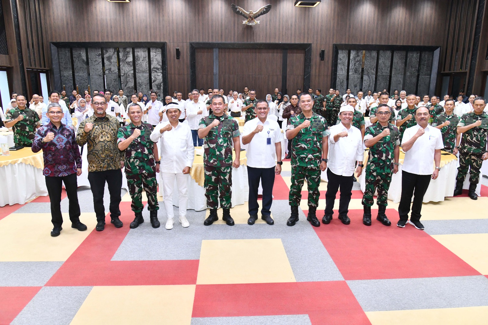 Pemdaprov–TNI AD Tandatangani Kerja Sama Manunggal Karya Bakti 