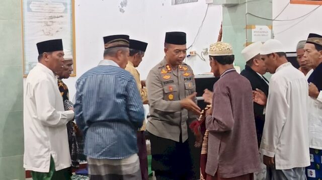 Safari Ramadan Kapolres Sumba Barat Jalin Keakraban Bersama Masyarakat