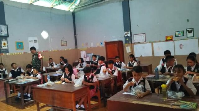 Monitoring Program Makan Bergizi Gratis di Sekolah-sekolah Oleh Babinsa