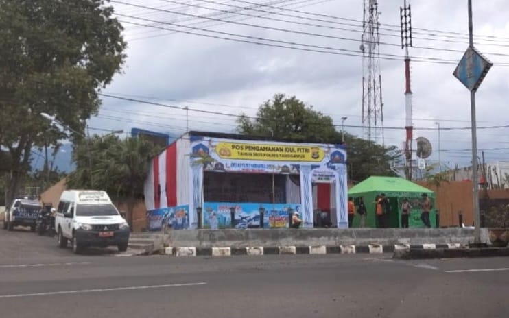 Polres Tanggamus Dirikan Dua Pos dalam Operasi Ketupat Krakatau 2025