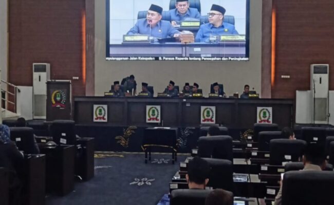 DPRD Kab. Karawang Gelar Rapur Bahas Pembentukan Pansus Dan LPJ Bupati