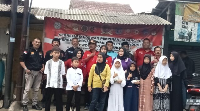 DPC PWDPI Kota Dan Kabupaten Sukabumi Berikan Santunan Anak Yatim