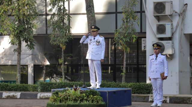 Upacara Peringatan Hari Otonomi Daerah ke-29 di Kota Cimahi Dikukuhkan, 64 Relawan Pemadam Kebakaran Angkatan II